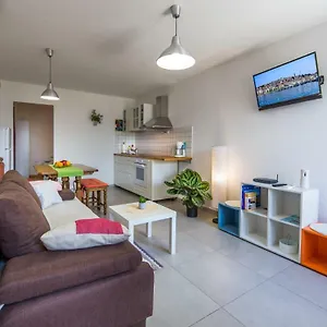 Krnic New Fiore Apartment